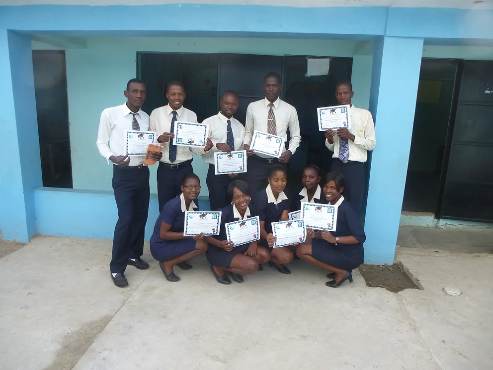 e0f848_6602acb63e0d405f954d3242d32981a6~mv2_d_4000_3000_s_4_2